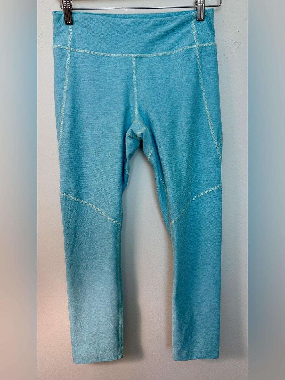 Outdoor Voices Women’s 3/4 Warmup Ocean Blue Leggings Size Medium Sku#59 - Picture 2 of 8
